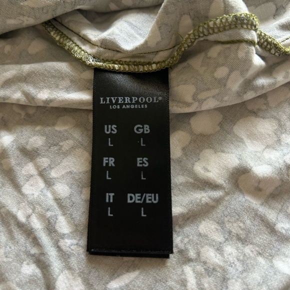 Liverpool Black and White Boxy Buttoned Blouse - Picture 7 of 8